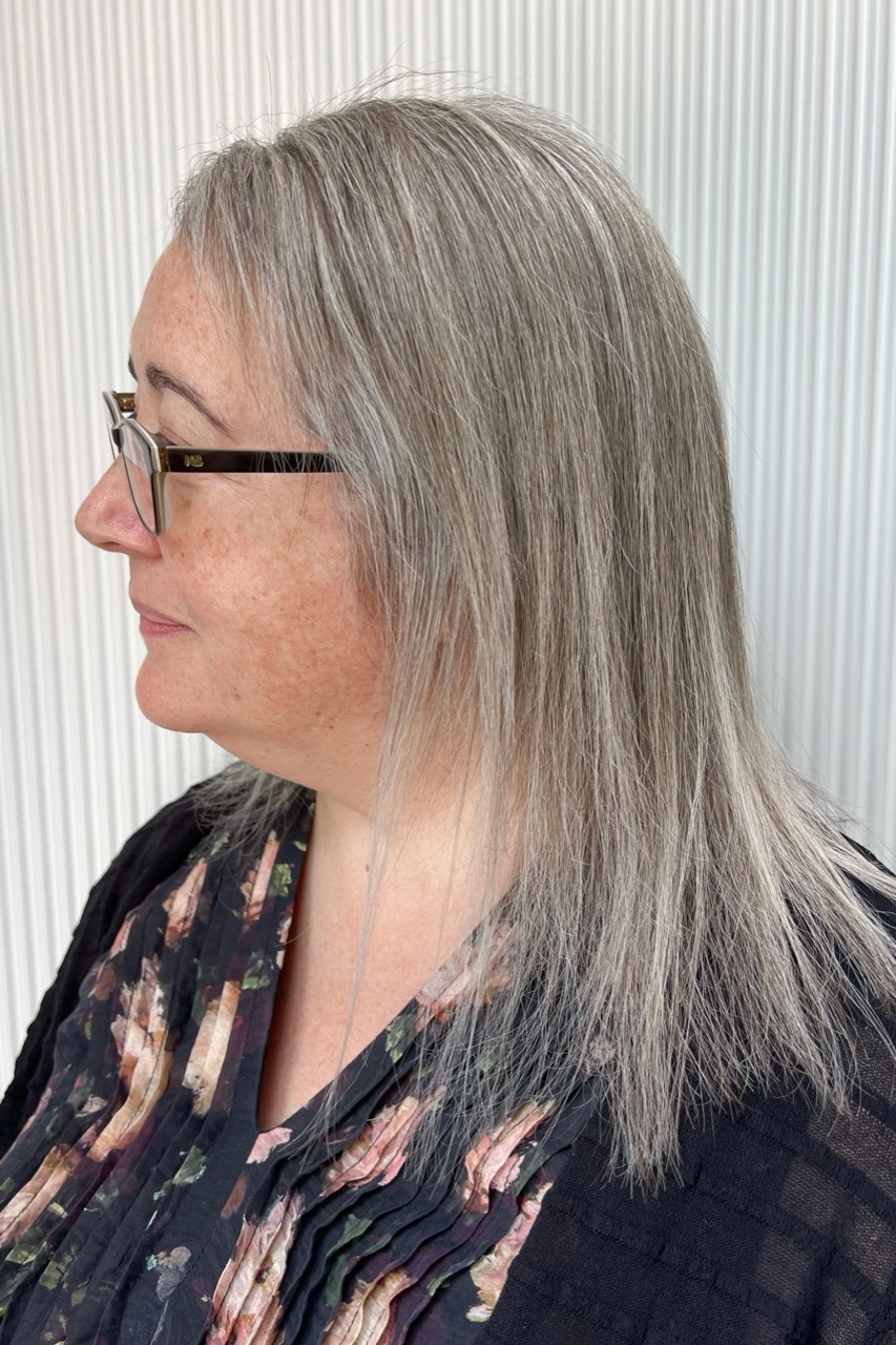 Even silver grey integration after a single grey hair transition visit